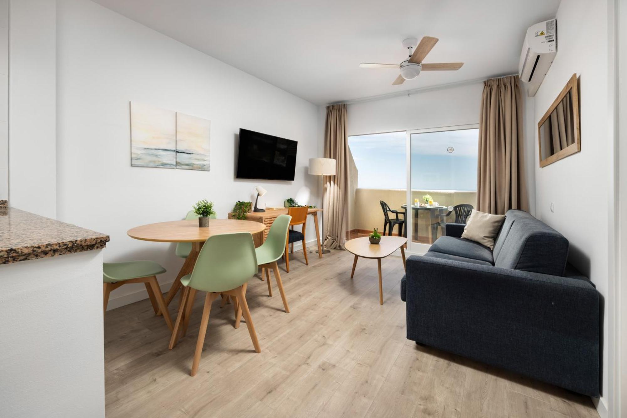 Benalbeach Premium Apartments By Alfresco Stays Бенальмадена Екстер'єр фото