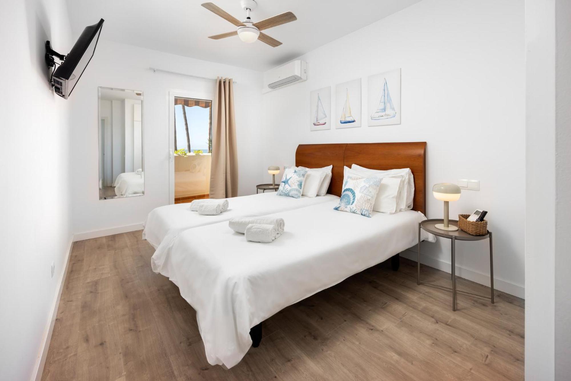 Benalbeach Premium Apartments By Alfresco Stays Бенальмадена Екстер'єр фото